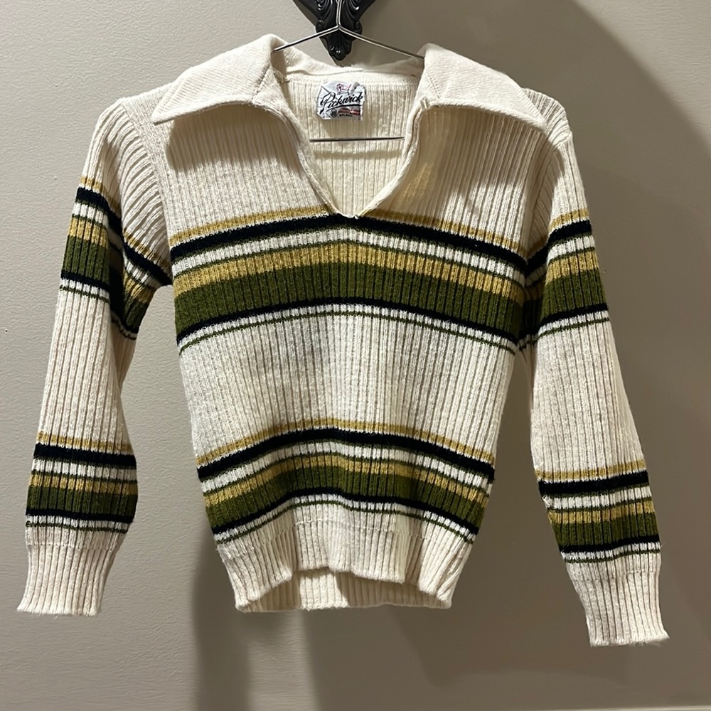 Vintage 1960s striped collared sweater